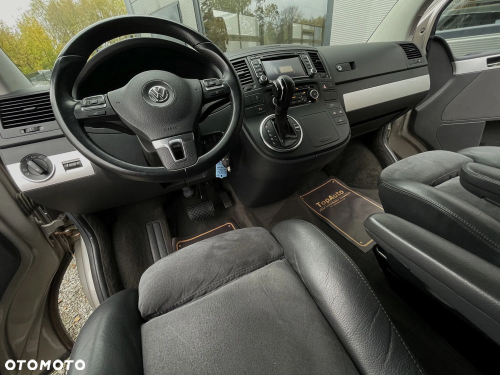 Volkswagen Multivan - 18