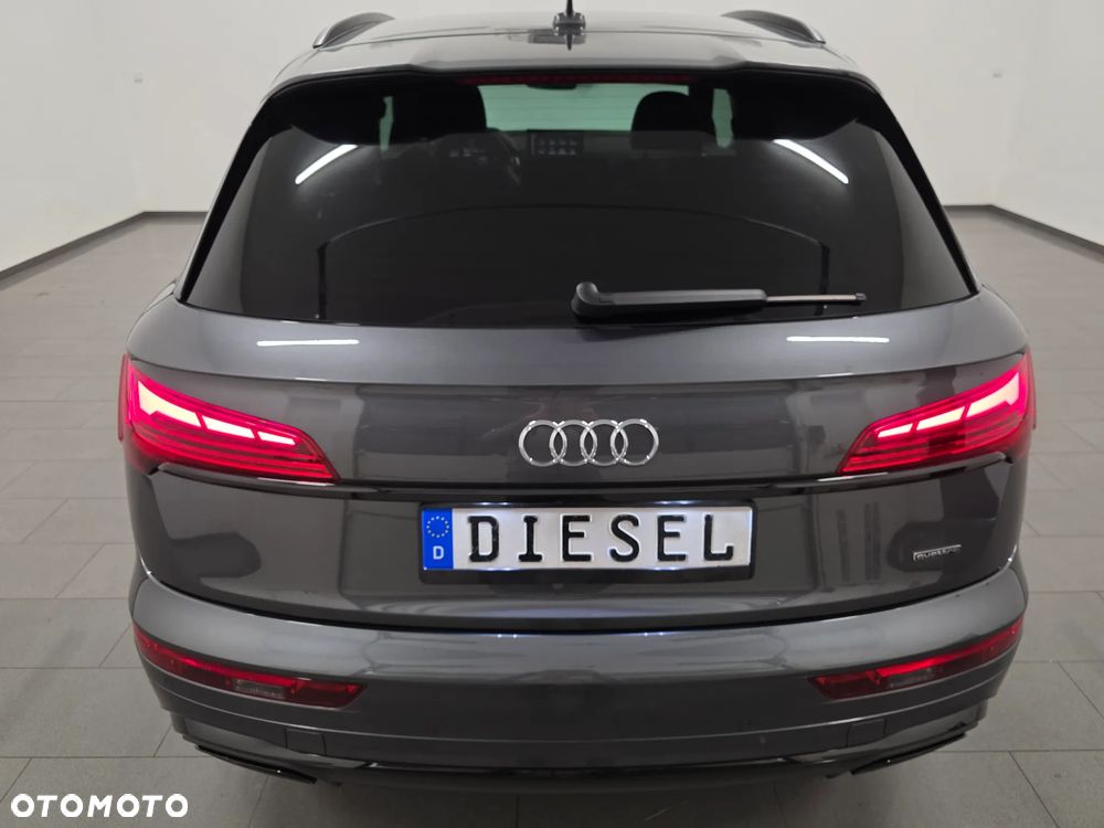 Audi Q5 40 TDI quattro S tronic S line - 36