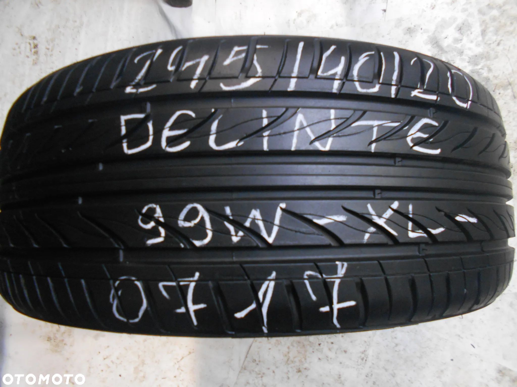 OPONA 245/40R20 DELINTE THUNDER D7 XL DOT 0717 7.5MM - 1