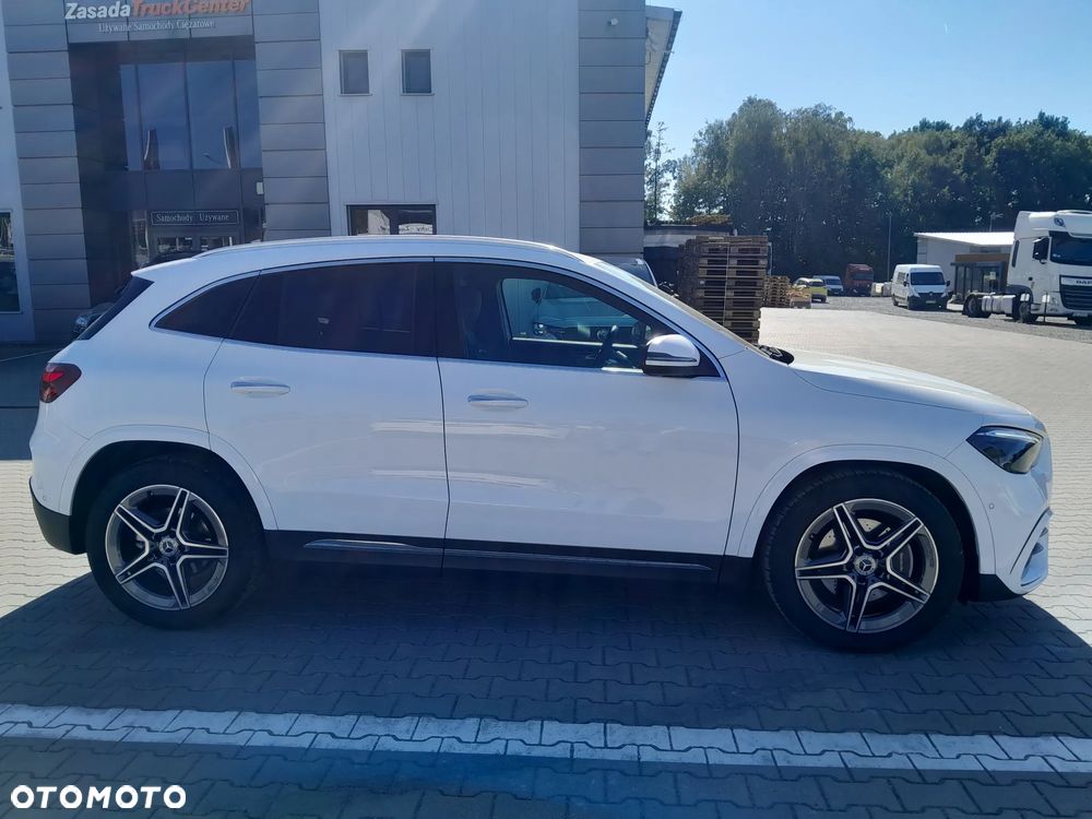 Mercedes-Benz GLA 200 mHEV AMG Line 7G-DCT - 7