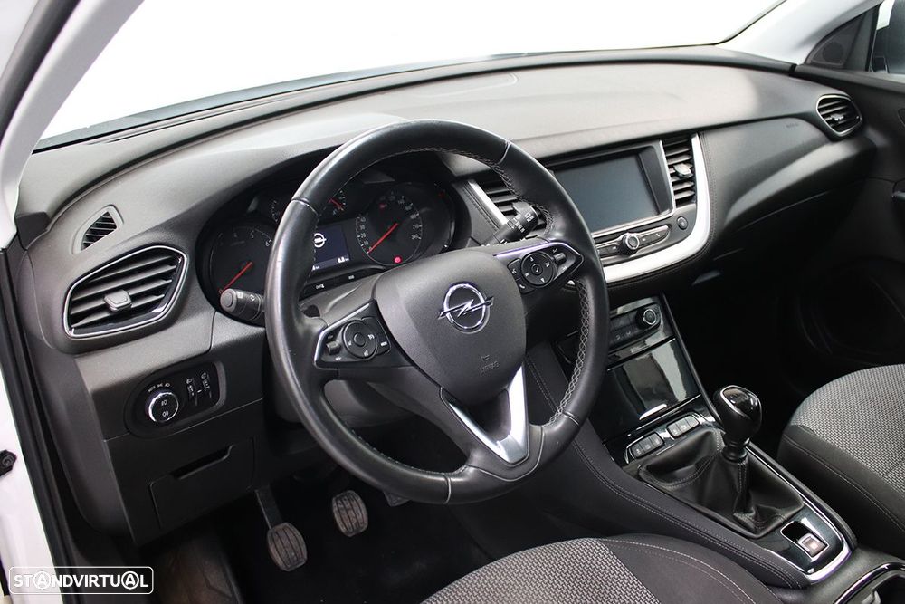 Opel Grandland X 1.2 T Business Edition - 7