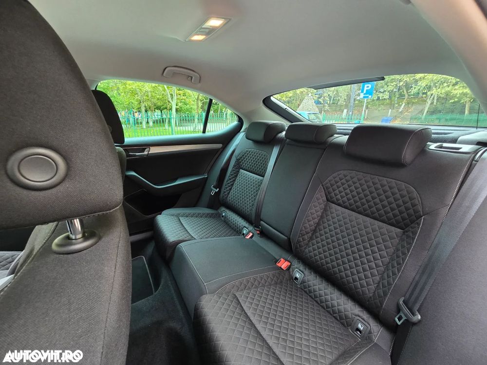 Skoda Superb 1.4 TSI DSG Ambition - 7