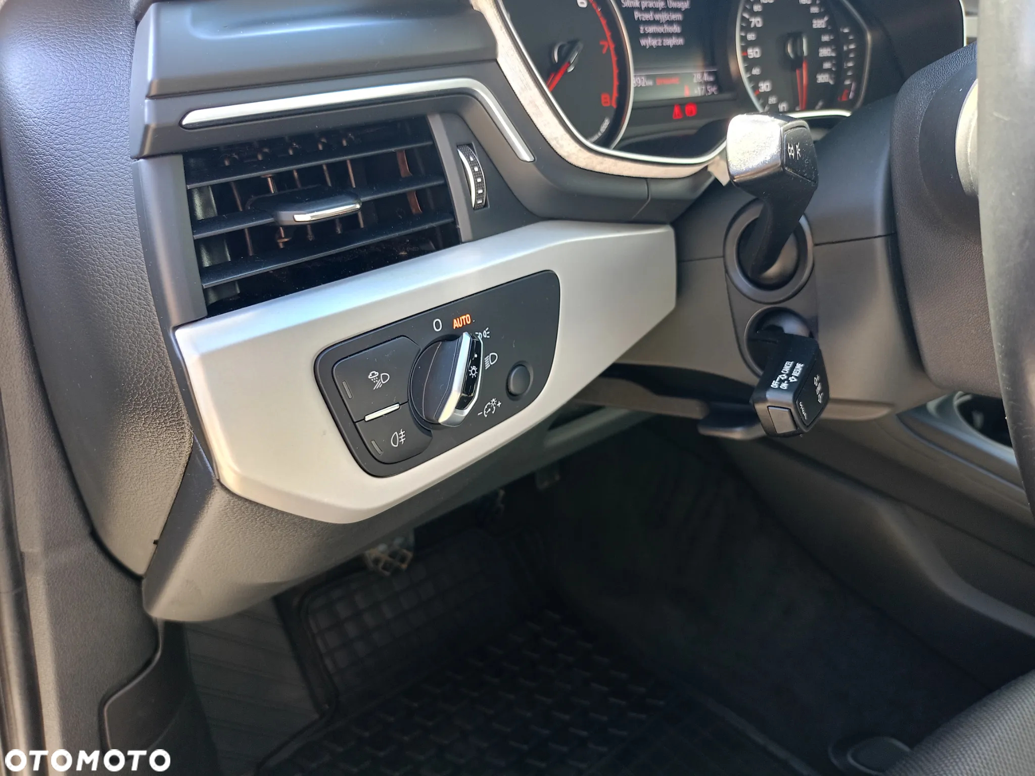Audi A4 1.4 TFSI Sport - 25