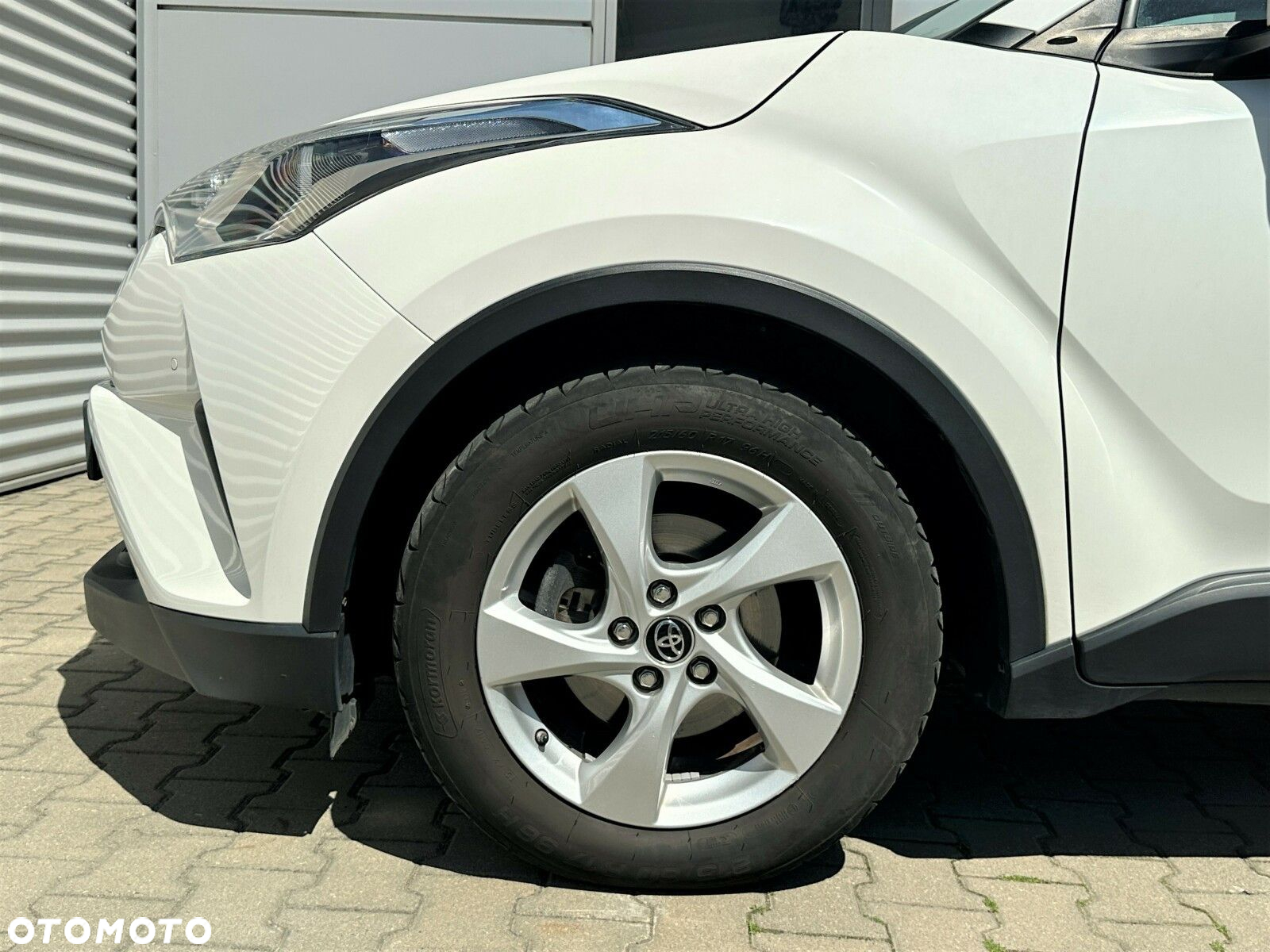 Toyota C-HR 1.2 T Active - 11