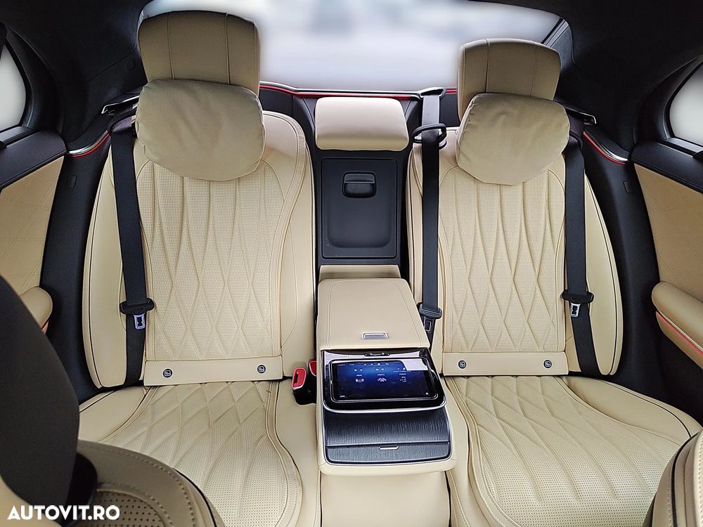 Mercedes-Benz S 63 AMG E Performance Long - 23