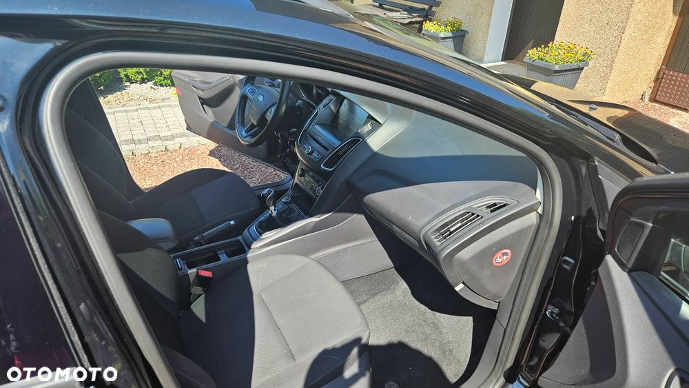 Ford Focus 1.0 EcoBoost Edition - 12