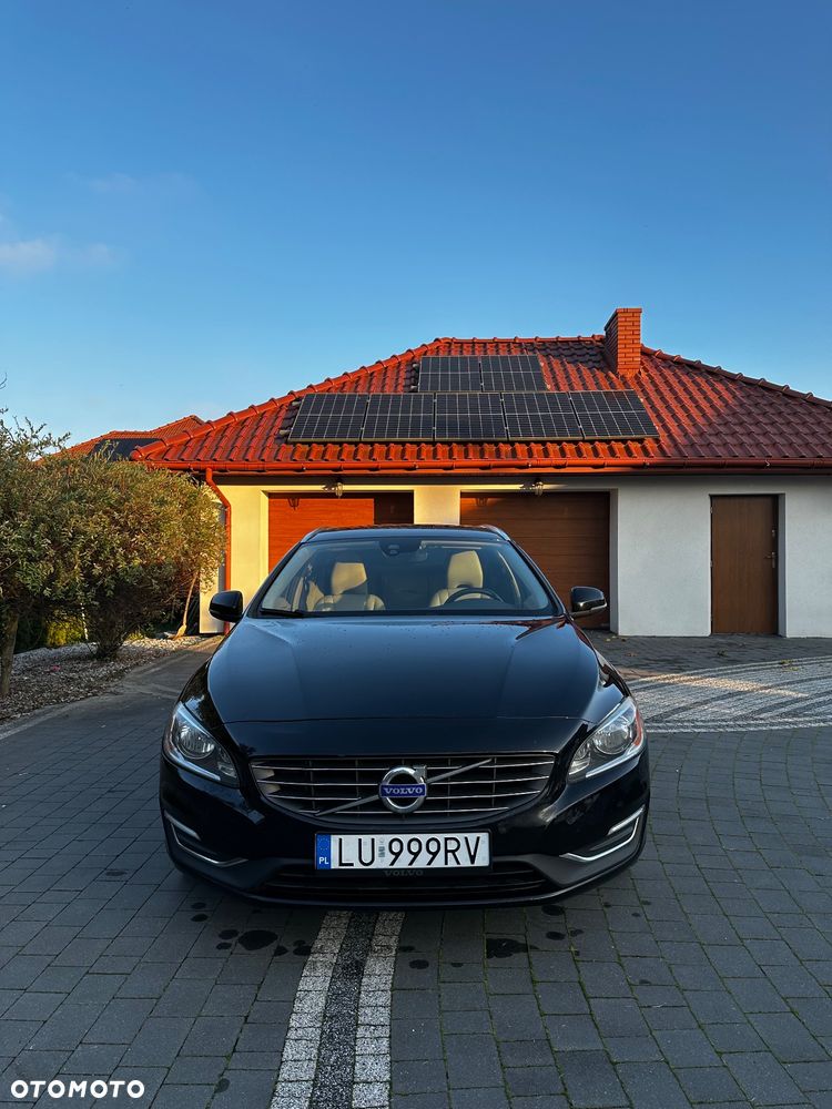 Volvo V60 T5 Drive-E Momentum - 2
