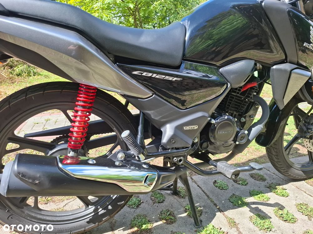 Honda CBF - 32