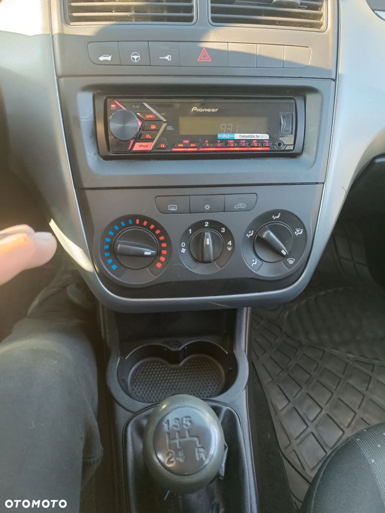 Fiat Punto 1.2 8V Active Clima - 16