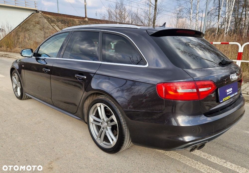 Audi A4 Avant 2.0 TDI DPF quattro S line Sportpaket - 5