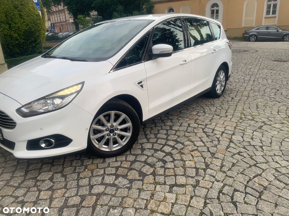 Ford S-Max 2.0 TDCi Titanium - 1
