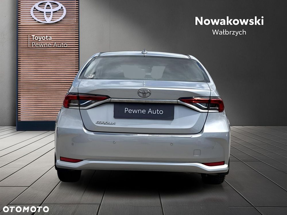 Toyota Corolla - 9