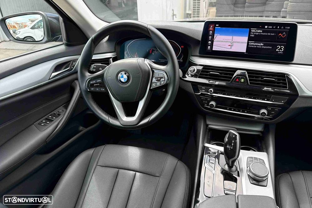 BMW 520 d Auto - 11