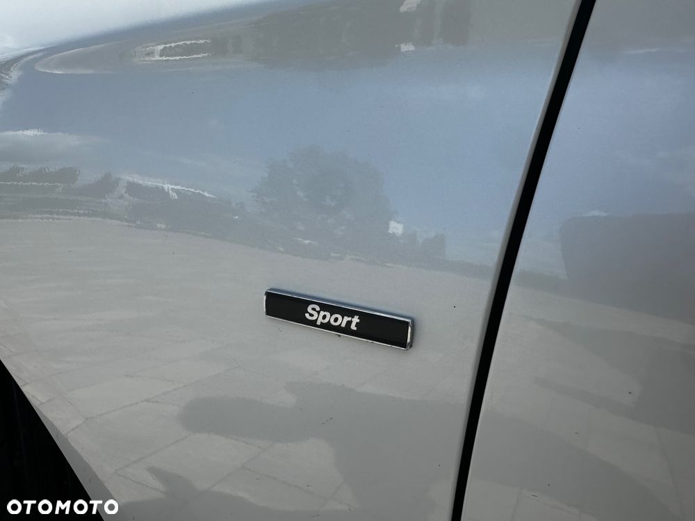 BMW Seria 1 118i Sport Line - 12