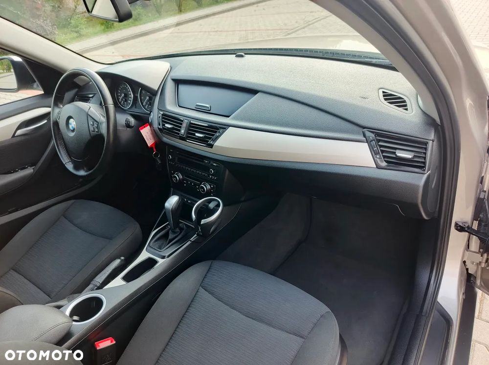 BMW X1 sDrive18i Sport Line - 19
