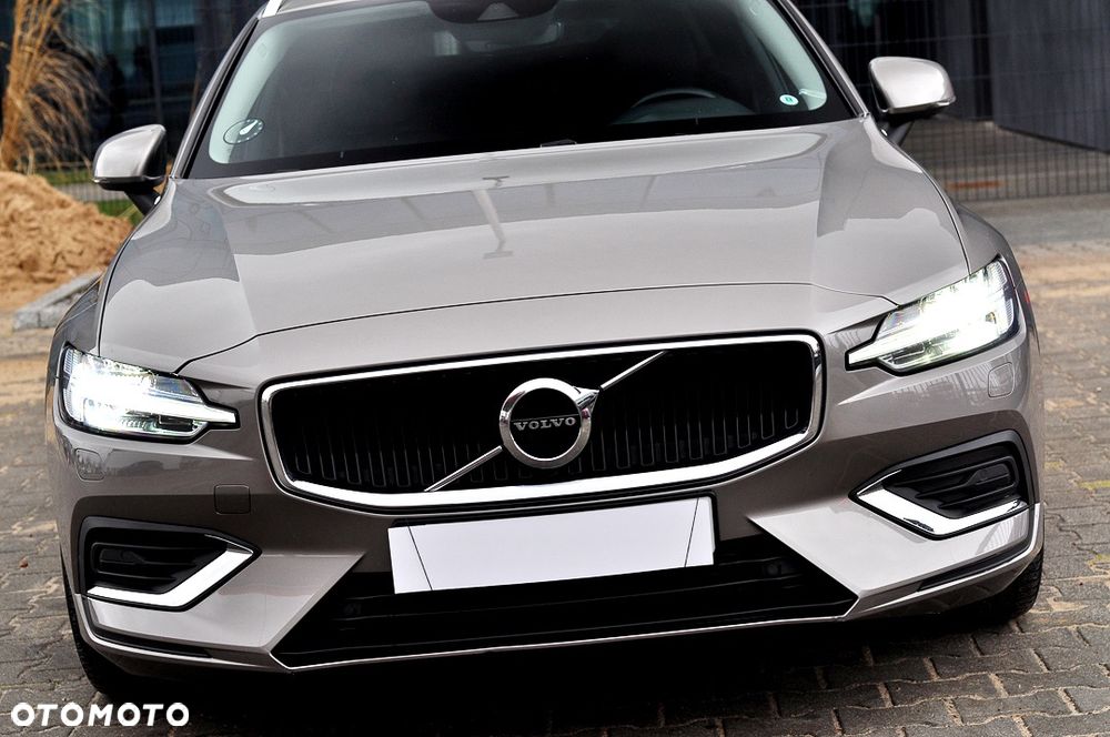 Volvo V60 D4 Geartronic Momentum - 18