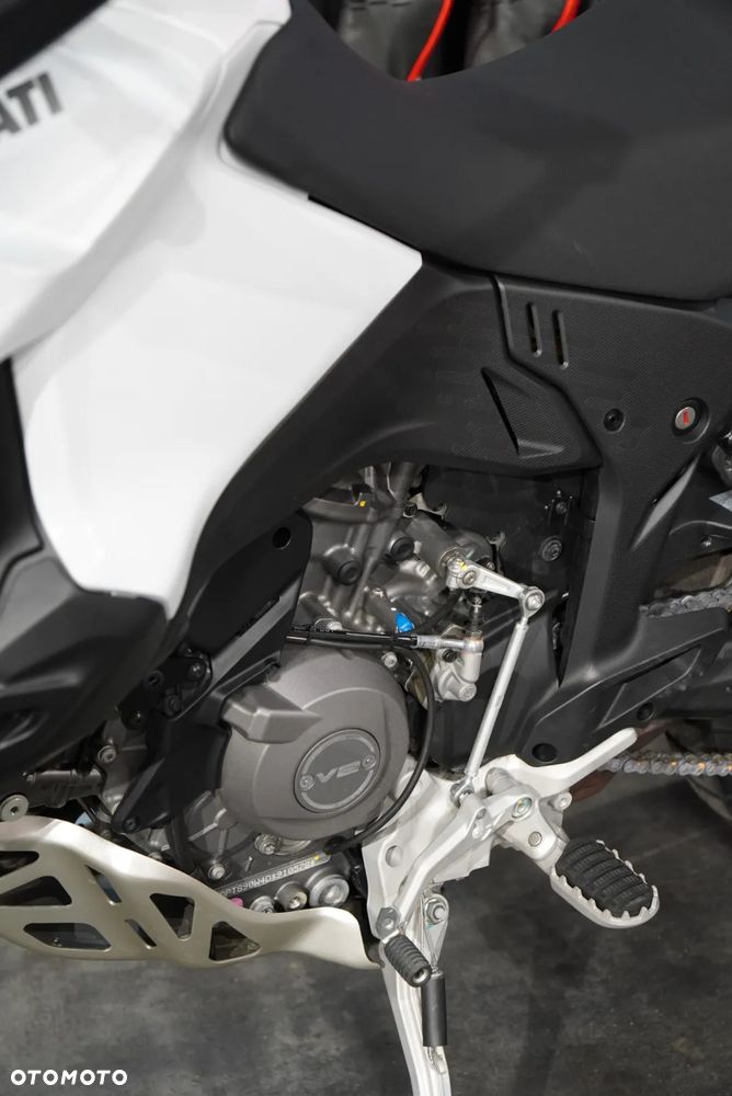 Ducati Multistrada - 10