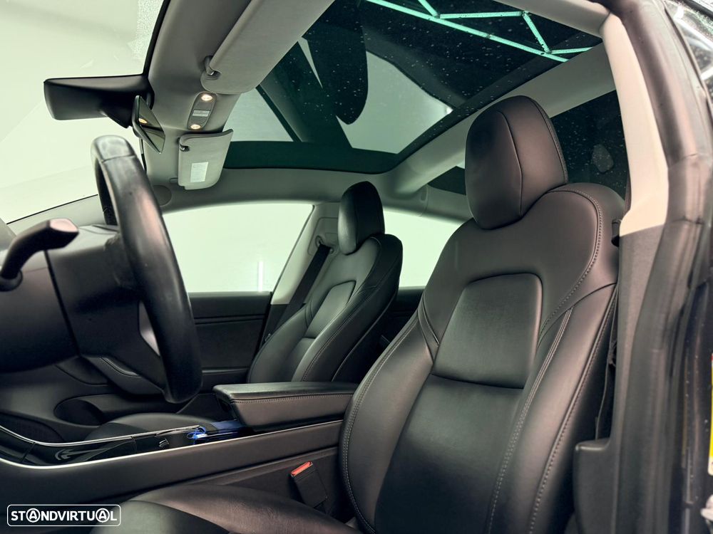 Tesla Model 3 Long-Range Dual Motor AWD - 18