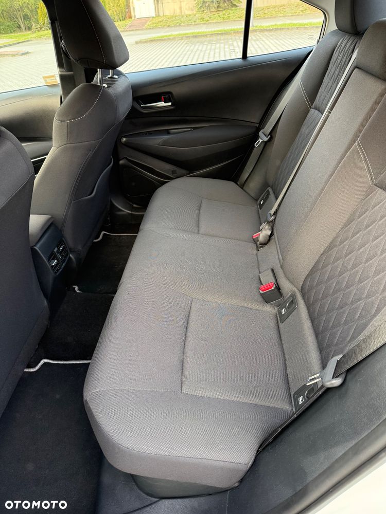 Toyota Corolla - 5