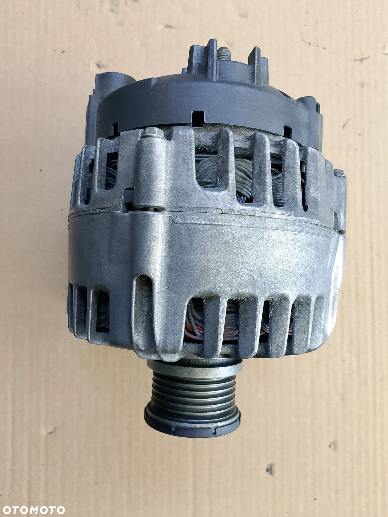 Alternator 03L903024G VW Transporter T5 2.0 TDI - 1