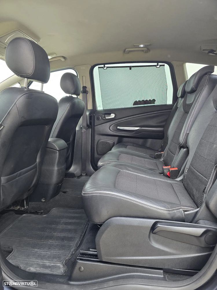 Ford S-Max 2.0 TDCi Titanium 7L - 10