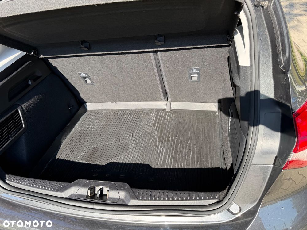 Ford Focus - 25