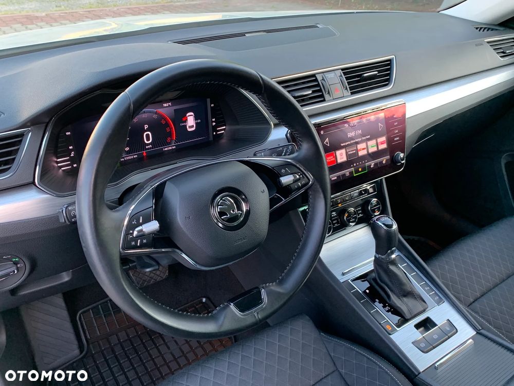 Skoda Superb 2.0 TDI SCR Ambition DSG - 16