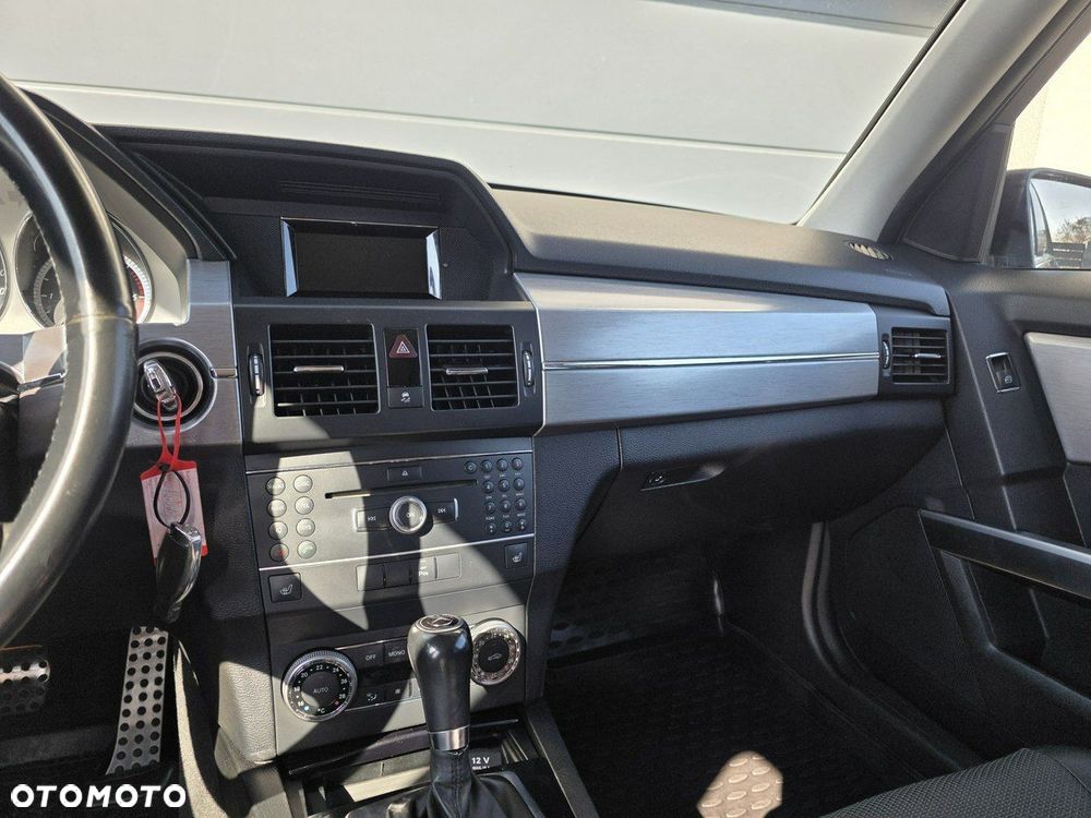 Mercedes-Benz GLK - 8