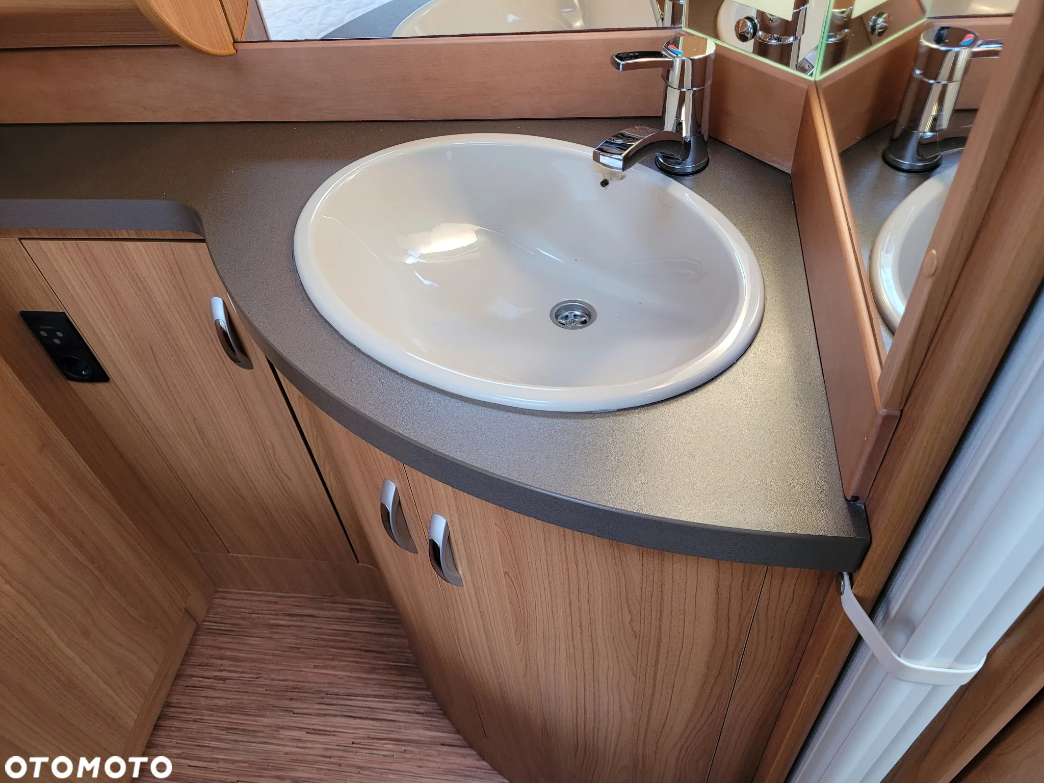 Hobby 460 De Luxe - 11
