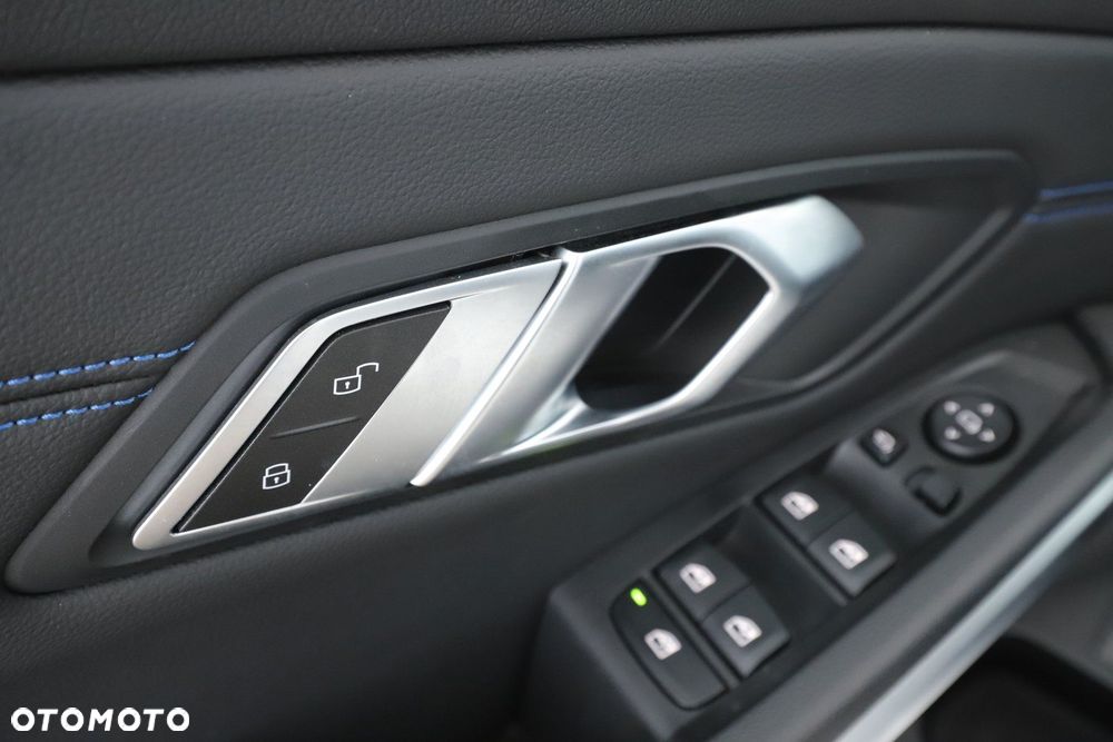 BMW Seria 3 - 20