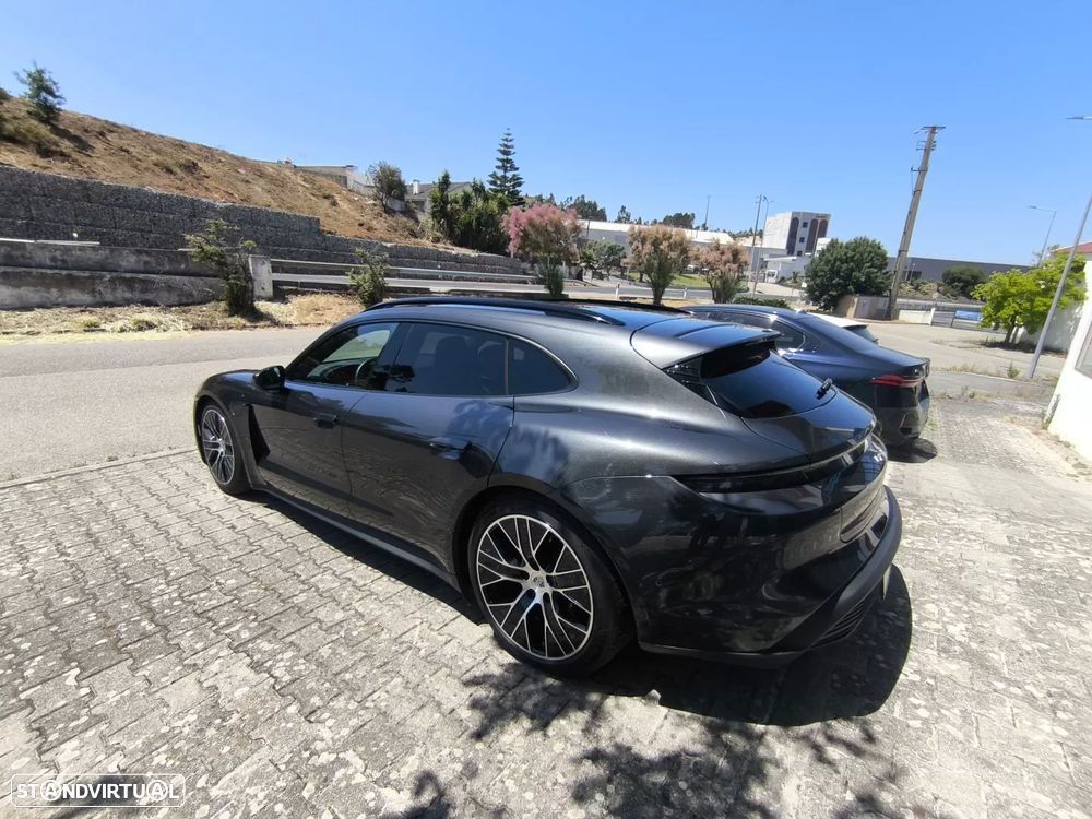 Porsche Taycan Sport Turismo Black Edition - 4