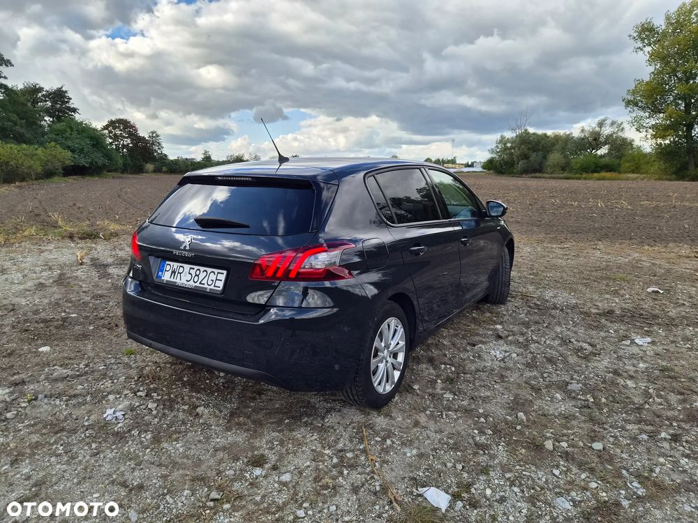 Peugeot 308 PureTech 110 Stop & Start Style - 4