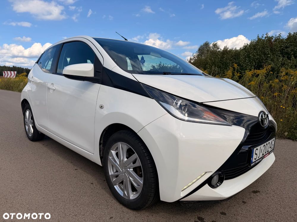 Toyota Aygo x-clusiv - 11