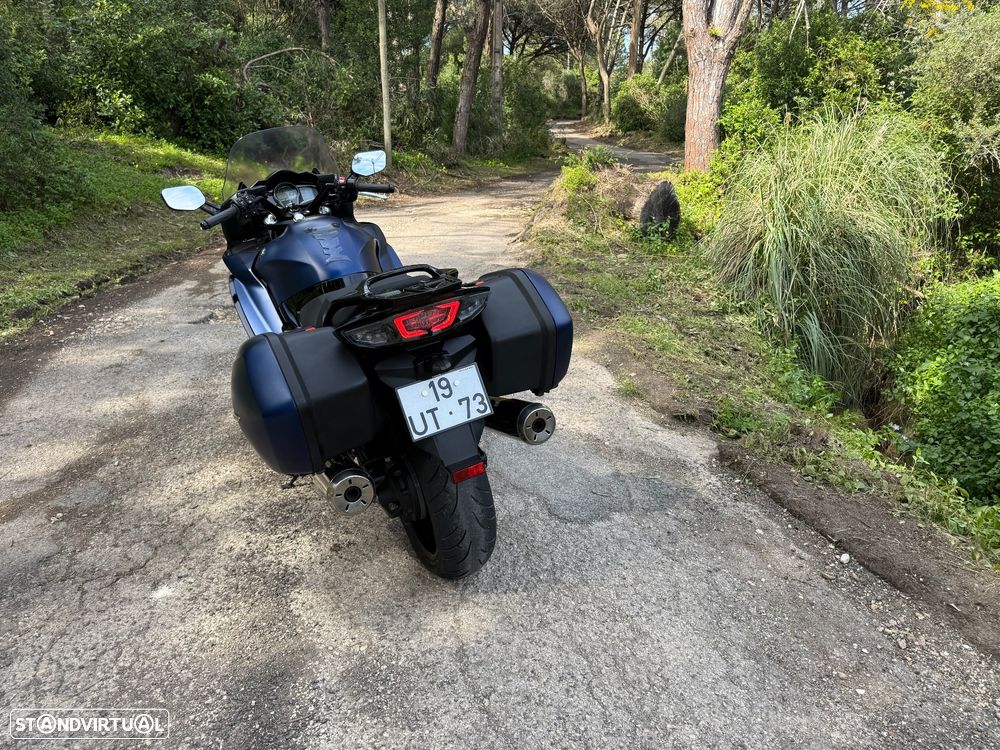 Yamaha FJR 1300 abs - 10