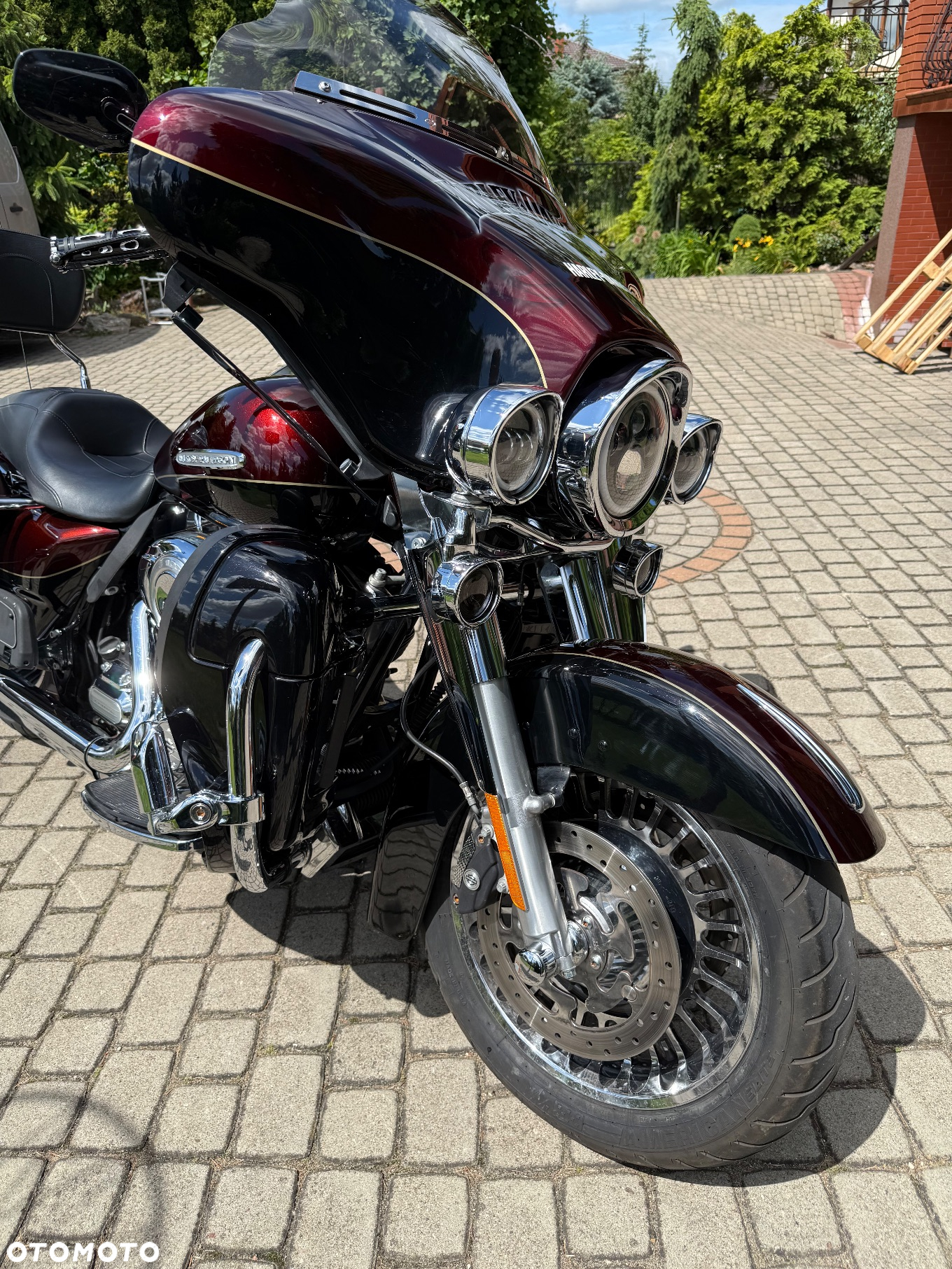 Harley-Davidson FLHT Electra Glide Standard - 4