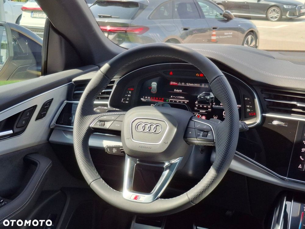 Audi SQ8 - 38