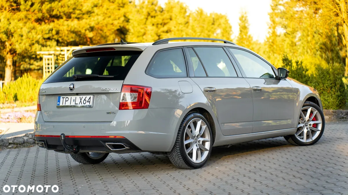 Skoda Octavia 2.0 TDI RS DSG - 4