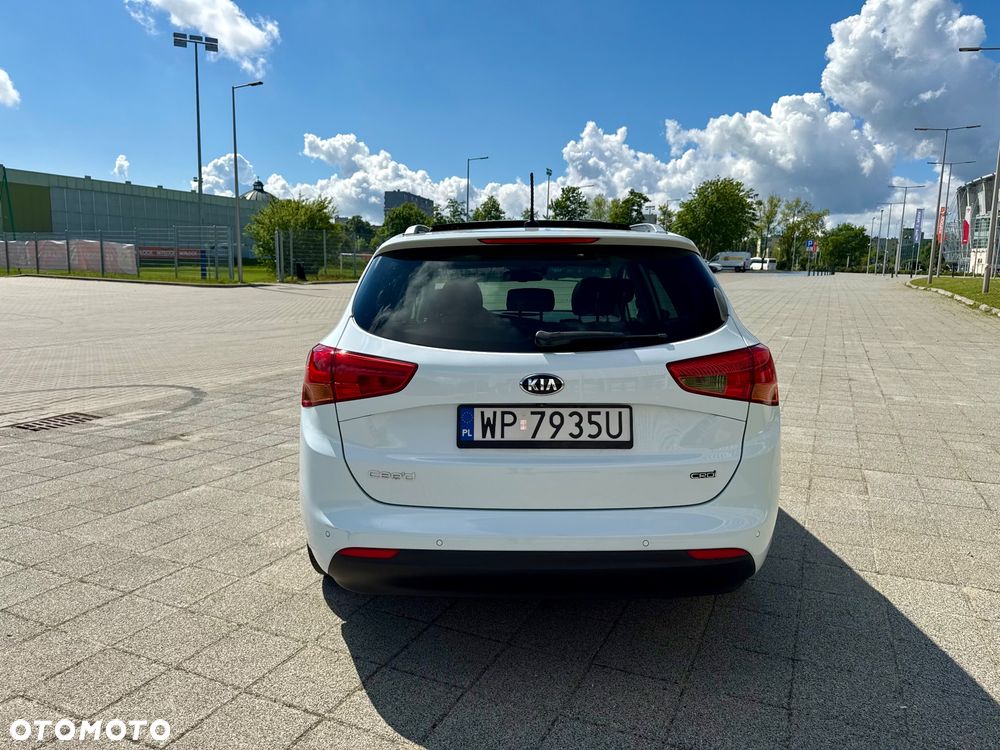 Kia Ceed 1.6 CRDi 128 Platinum Edition - 6