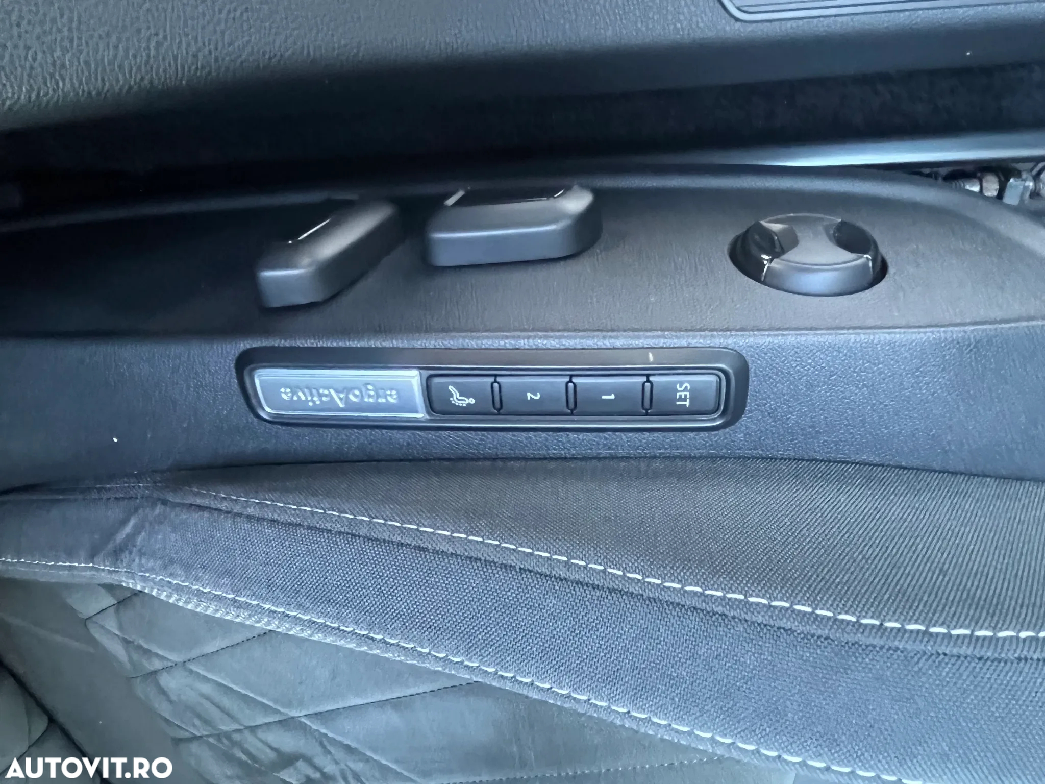 Volkswagen Golf 2.0 TDI Style - 7