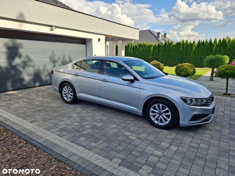 Volkswagen Passat 2.0 TDI EVO Elegance - 11