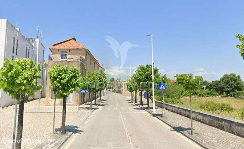 Prédio - Espaço Comercial e Habitação Montemor o Velho - Grande imagem: 3/17