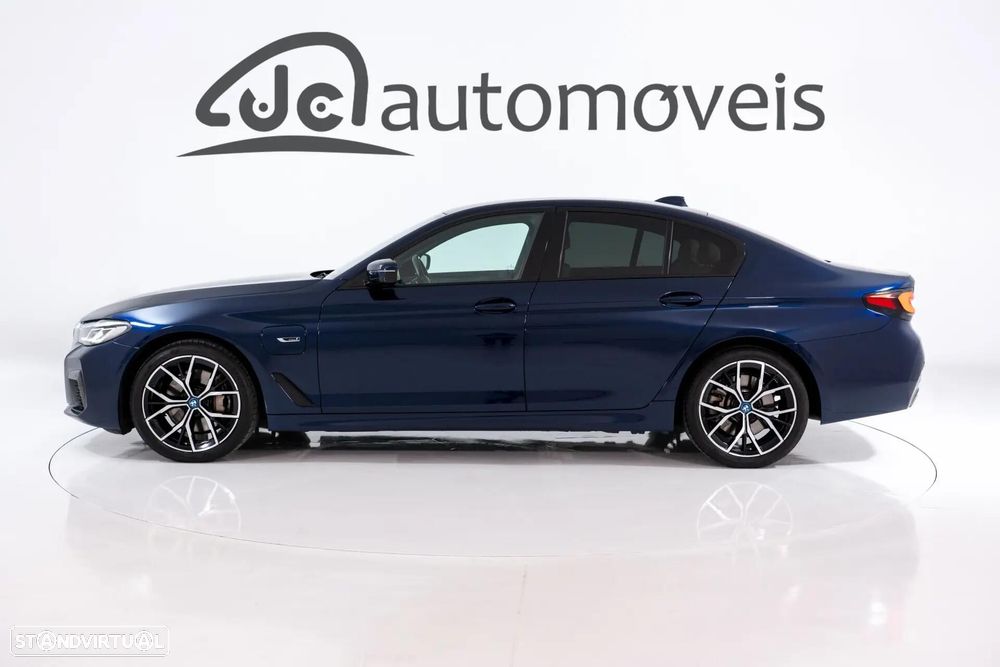 BMW 545 e xDrive Line Luxury - 8