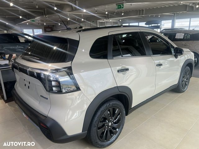 Suzuki S-Cross 1.4 Boosterjet 6MT MHEV Signature - 3