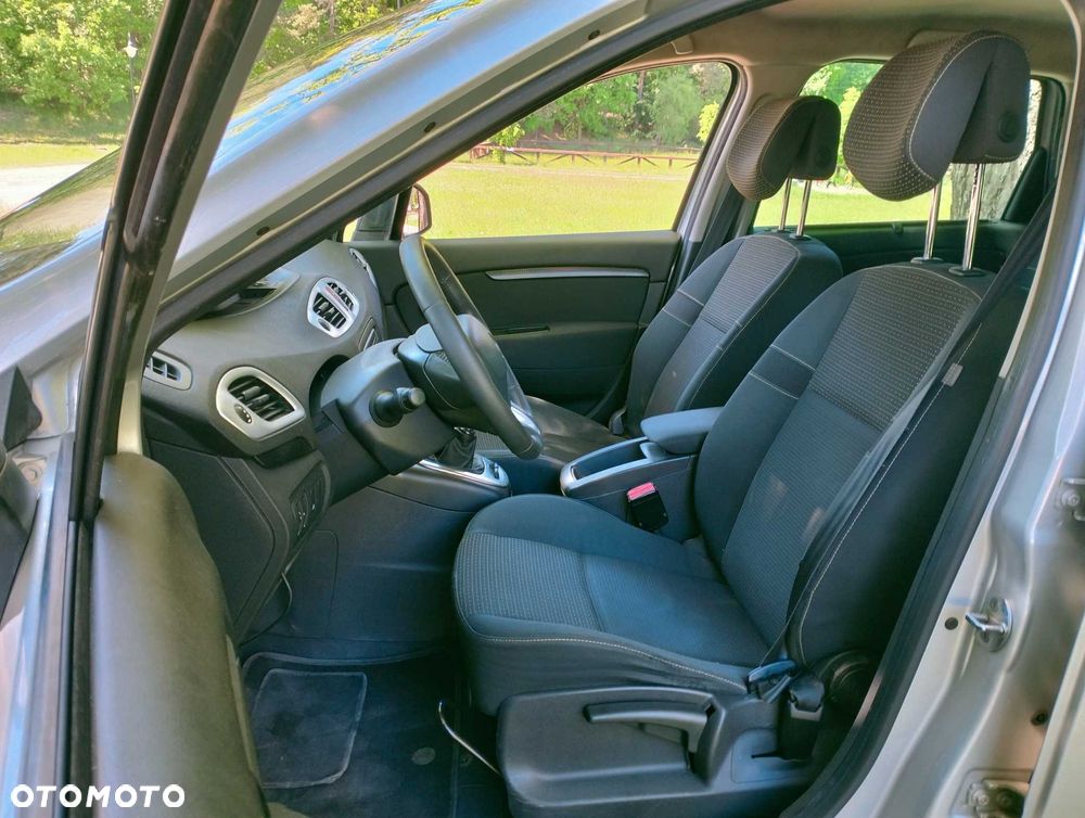Renault Scenic - 5