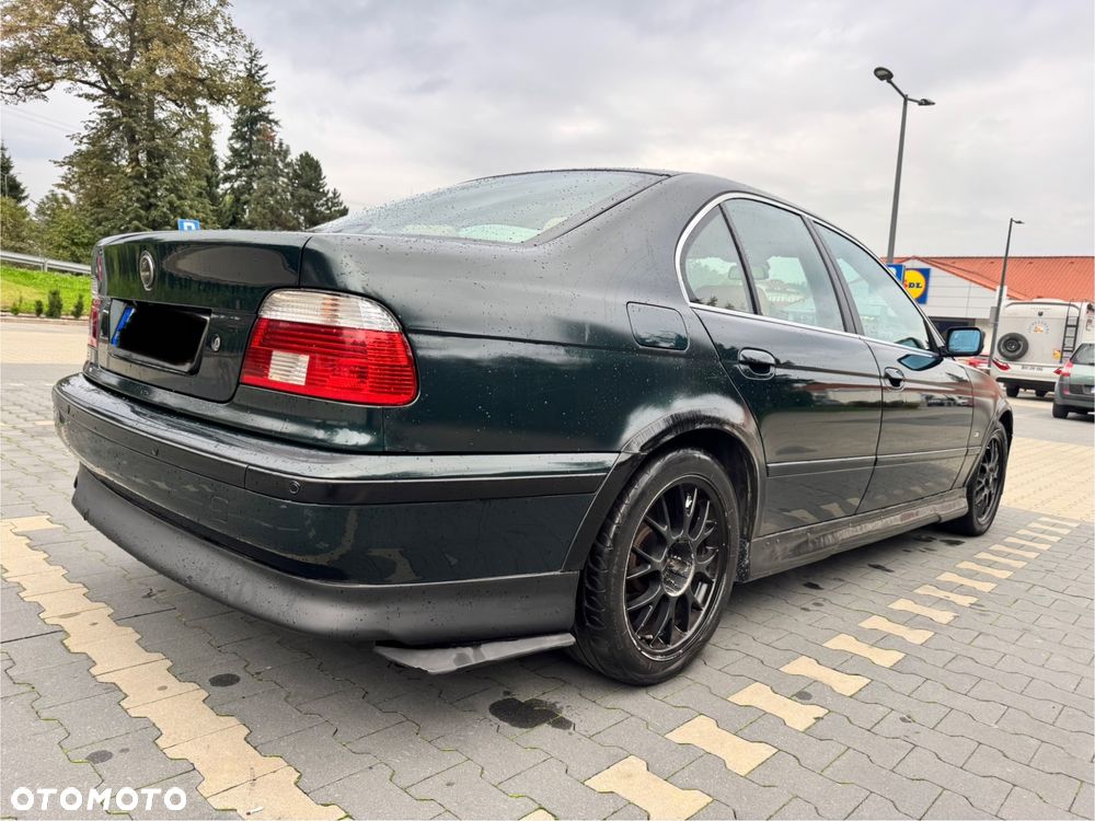 BMW Seria 5 - 10