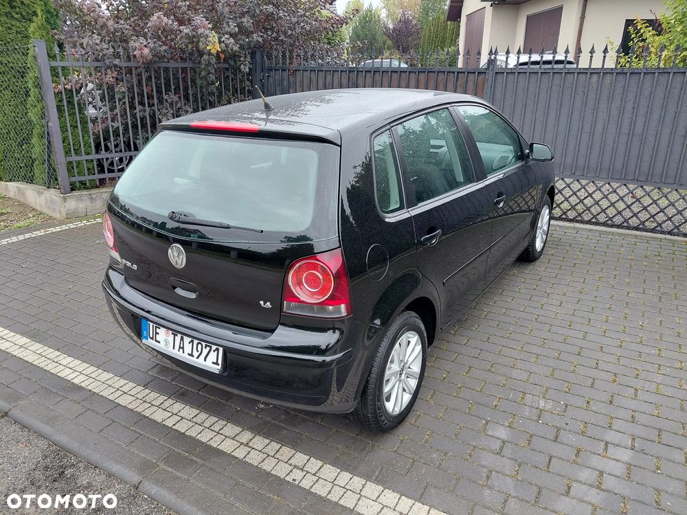 Volkswagen Polo 1.4 Comfortline - 18