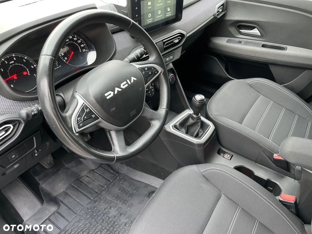 Dacia Jogger 1.0 TCe Expression 7os - 9