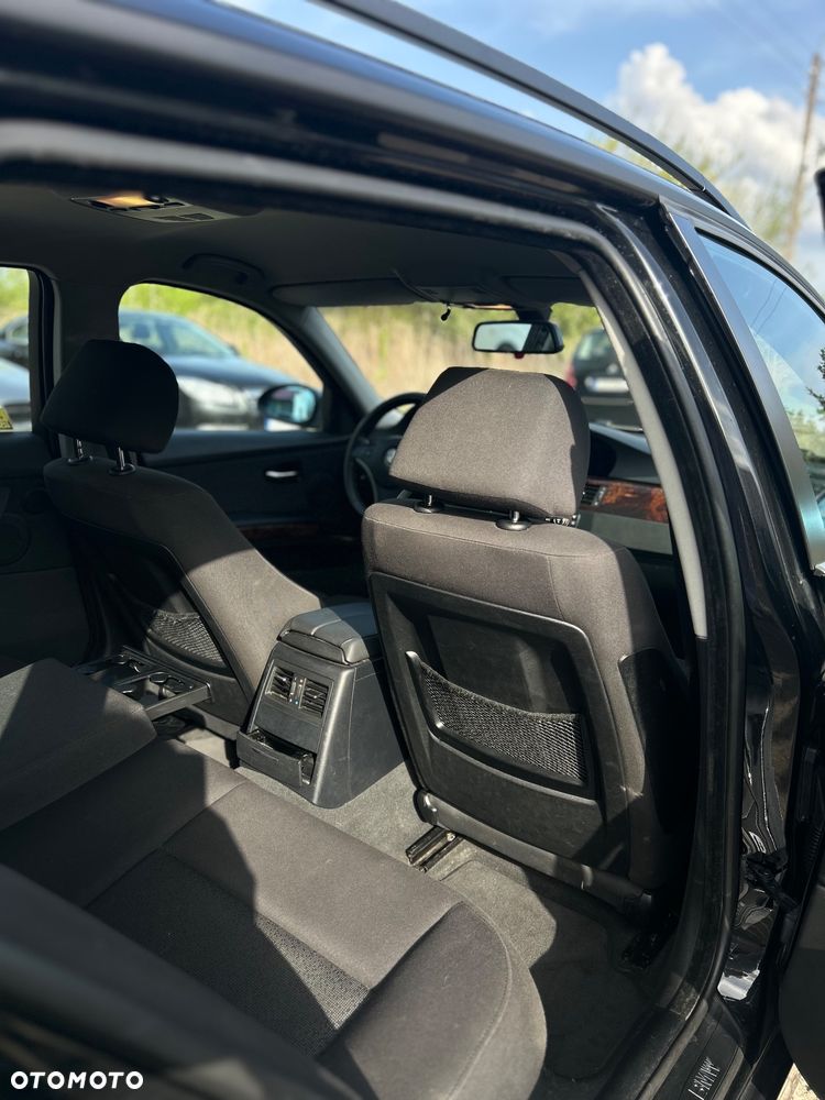 BMW Seria 3 318i - 14
