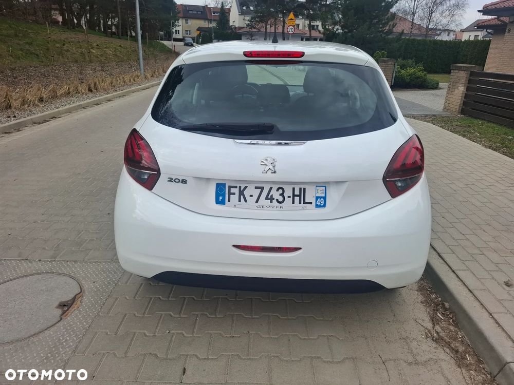 Peugeot 208 1.2 PureTech Active - 11