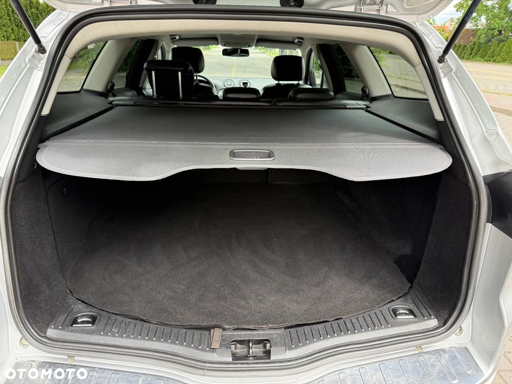 Ford Mondeo 1.6 TDCi ECOnetic Start-Stopp Titanium - 29
